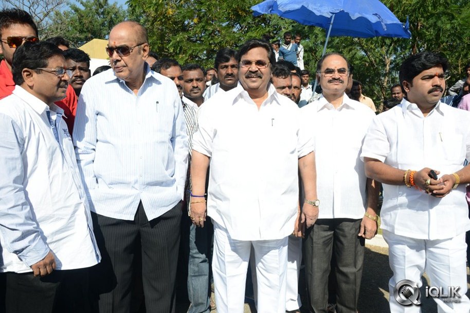 Vastha-Nee-Venuka-Movie-Opening